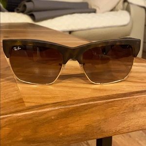 Tortoise Ray Bans